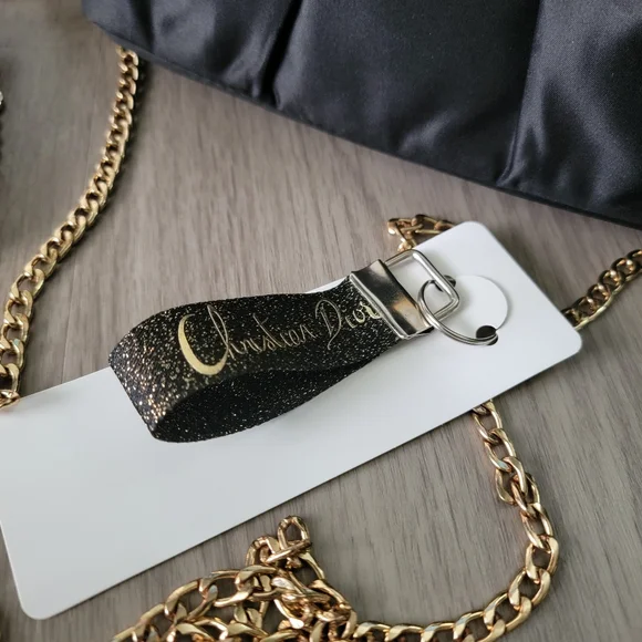 5pcs Dior Cosmetic Pouch, Ribbon And Framed Shopping Bag - Picture 12 of 15